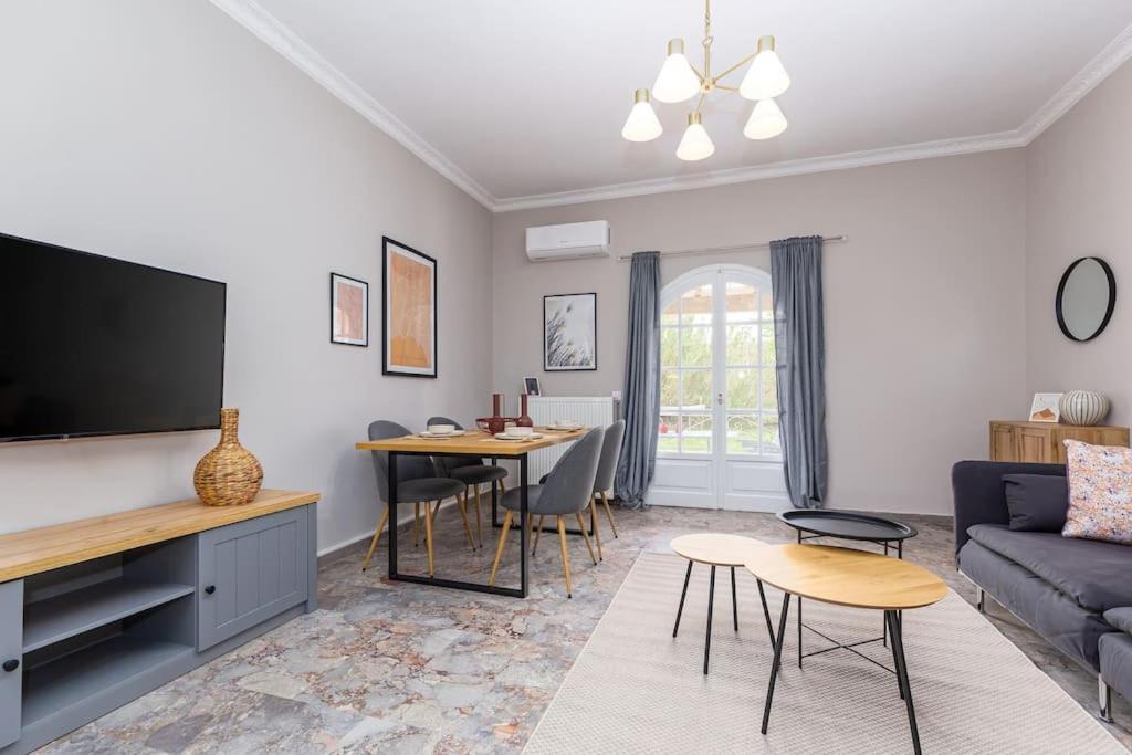 Angelikis House Apartament